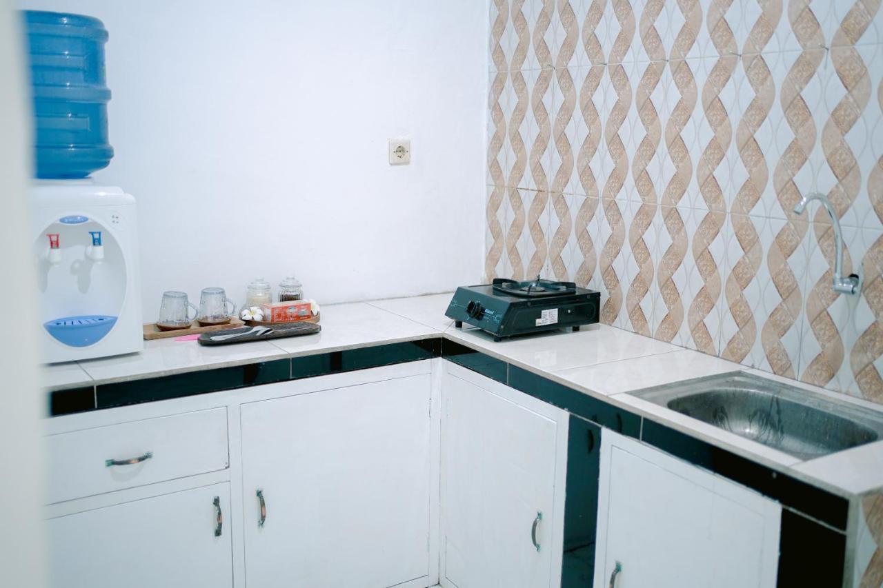 Getrudis Guesthouse 纳闽巴霍 外观 照片
