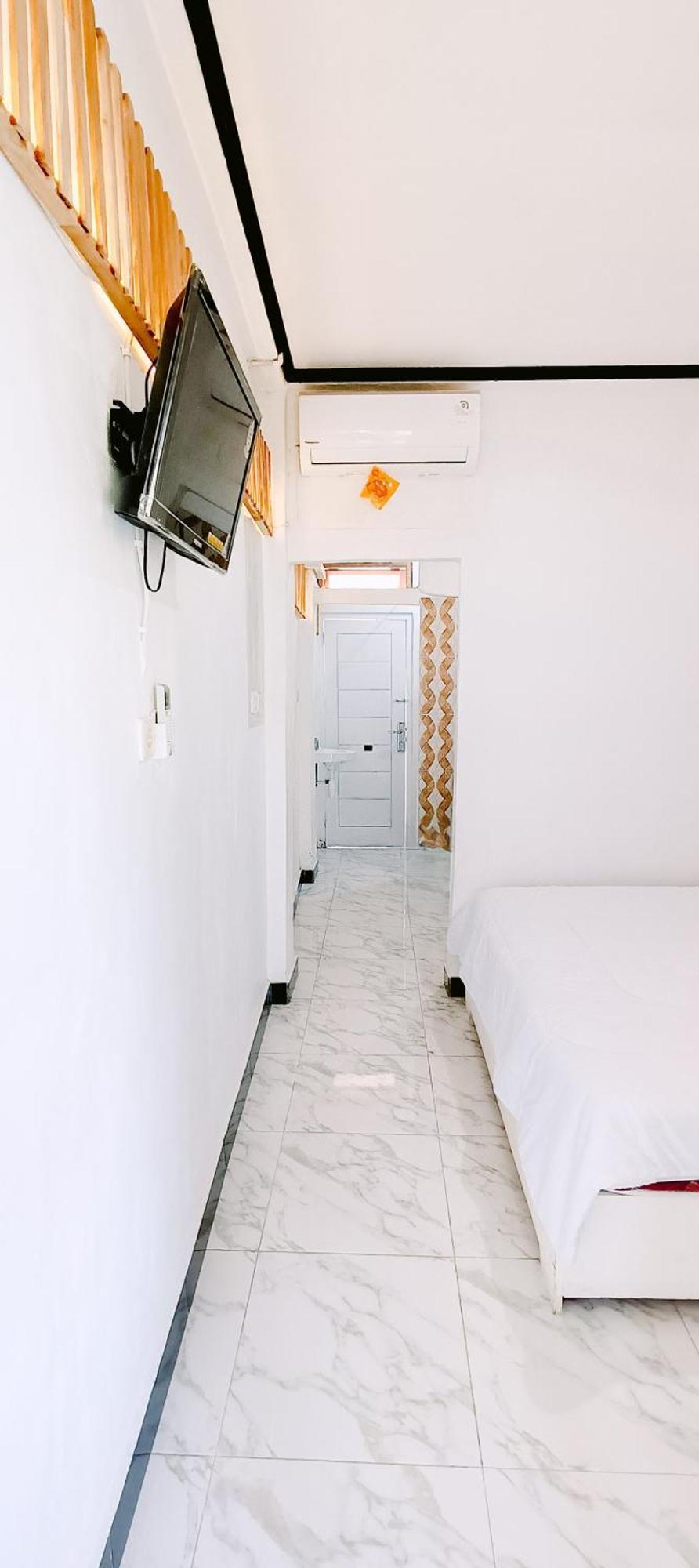 Getrudis Guesthouse 纳闽巴霍 外观 照片